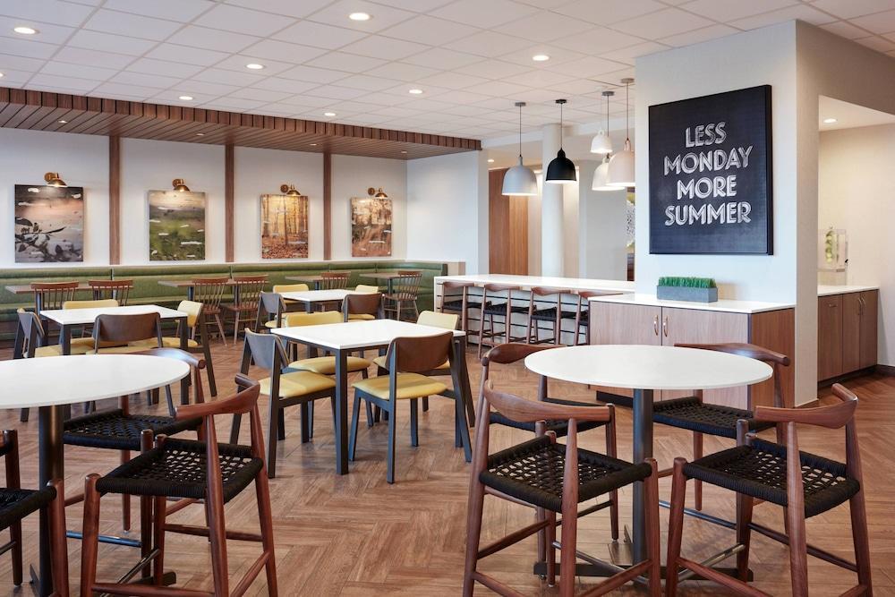 Fairfield Inn & Suites Charlotte Монро Екстериор снимка