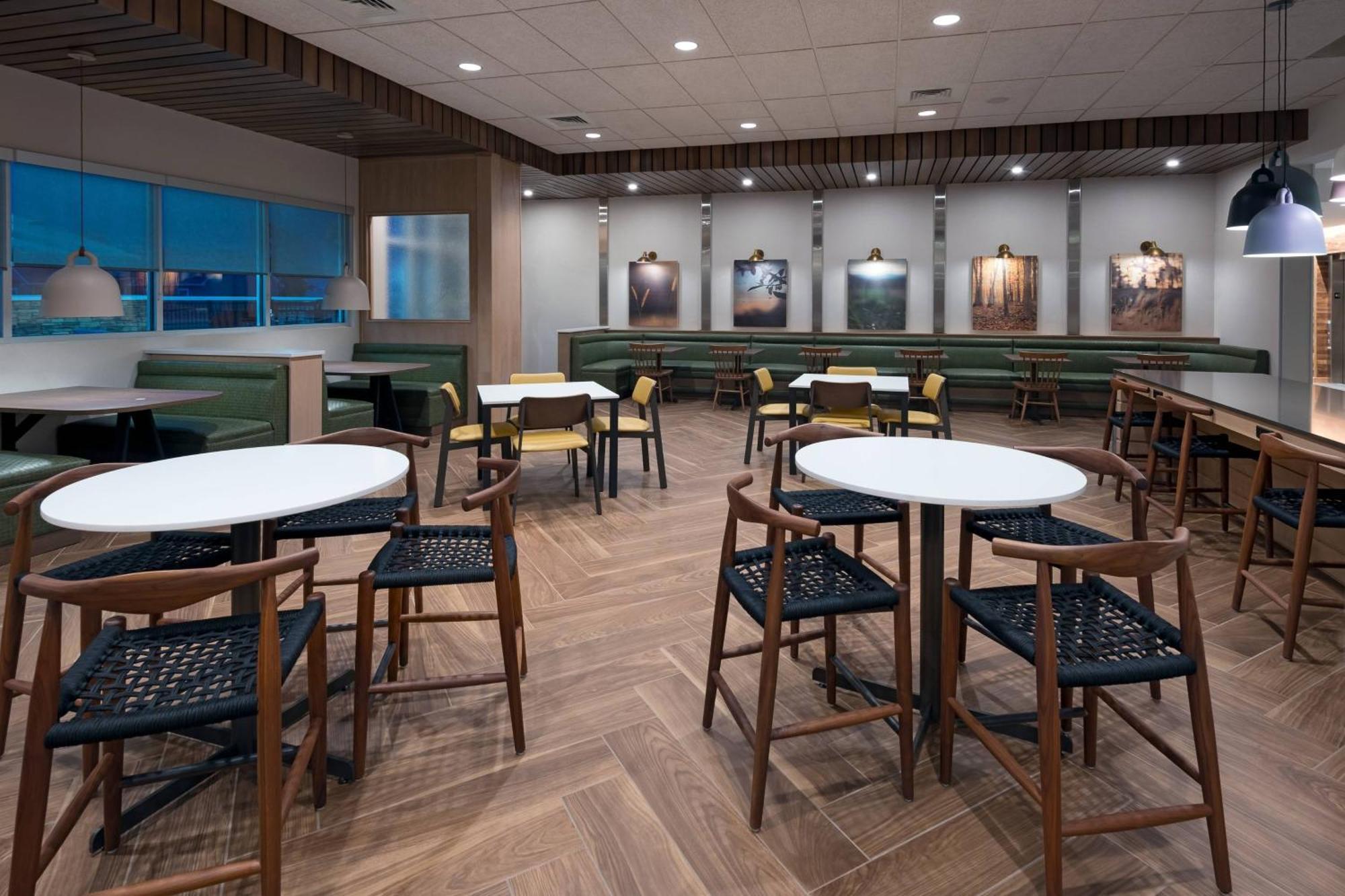 Fairfield Inn & Suites Charlotte Монро Екстериор снимка